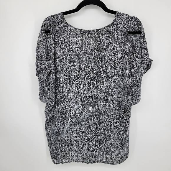 Violet + Claire blouse slit shoulders black and white Size L - Picture 5 of 8